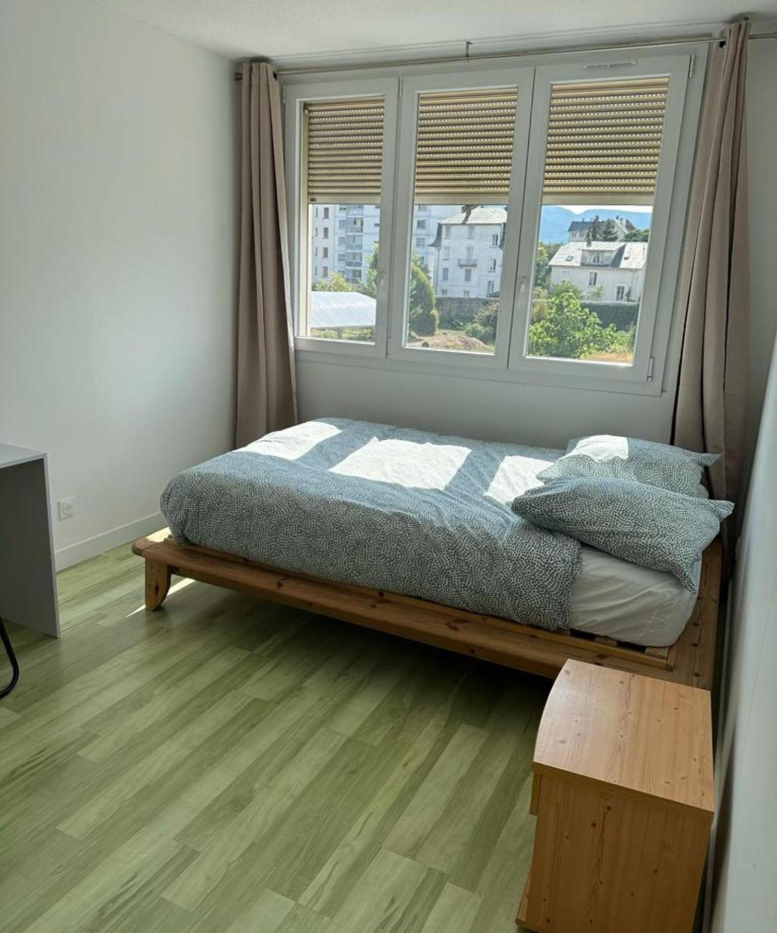 Appartement T4 Des Jardins Chambery Luaran gambar