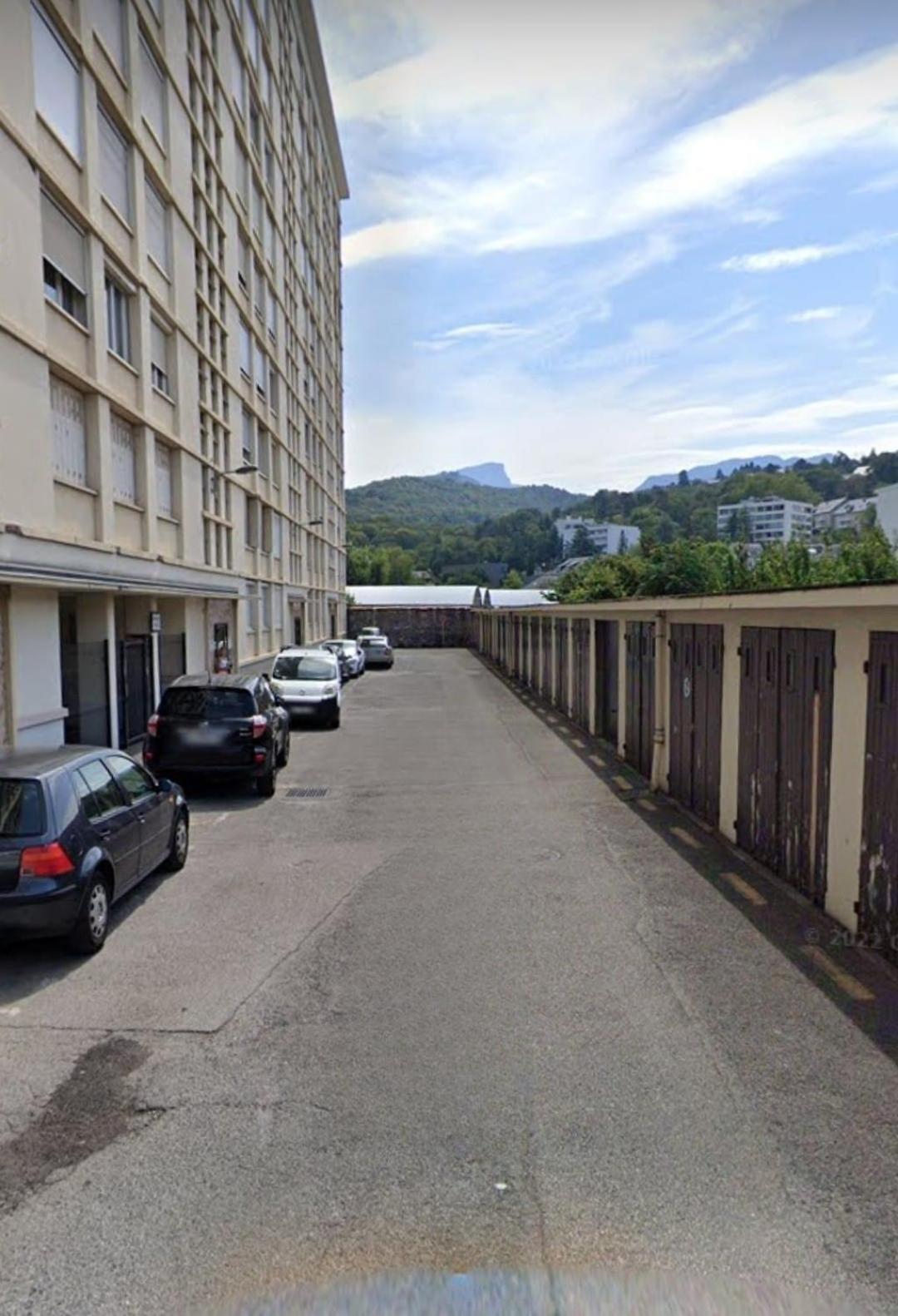 Appartement T4 Des Jardins Chambery Luaran gambar